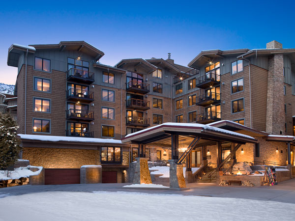 Hotel Terra exterior in the snow.